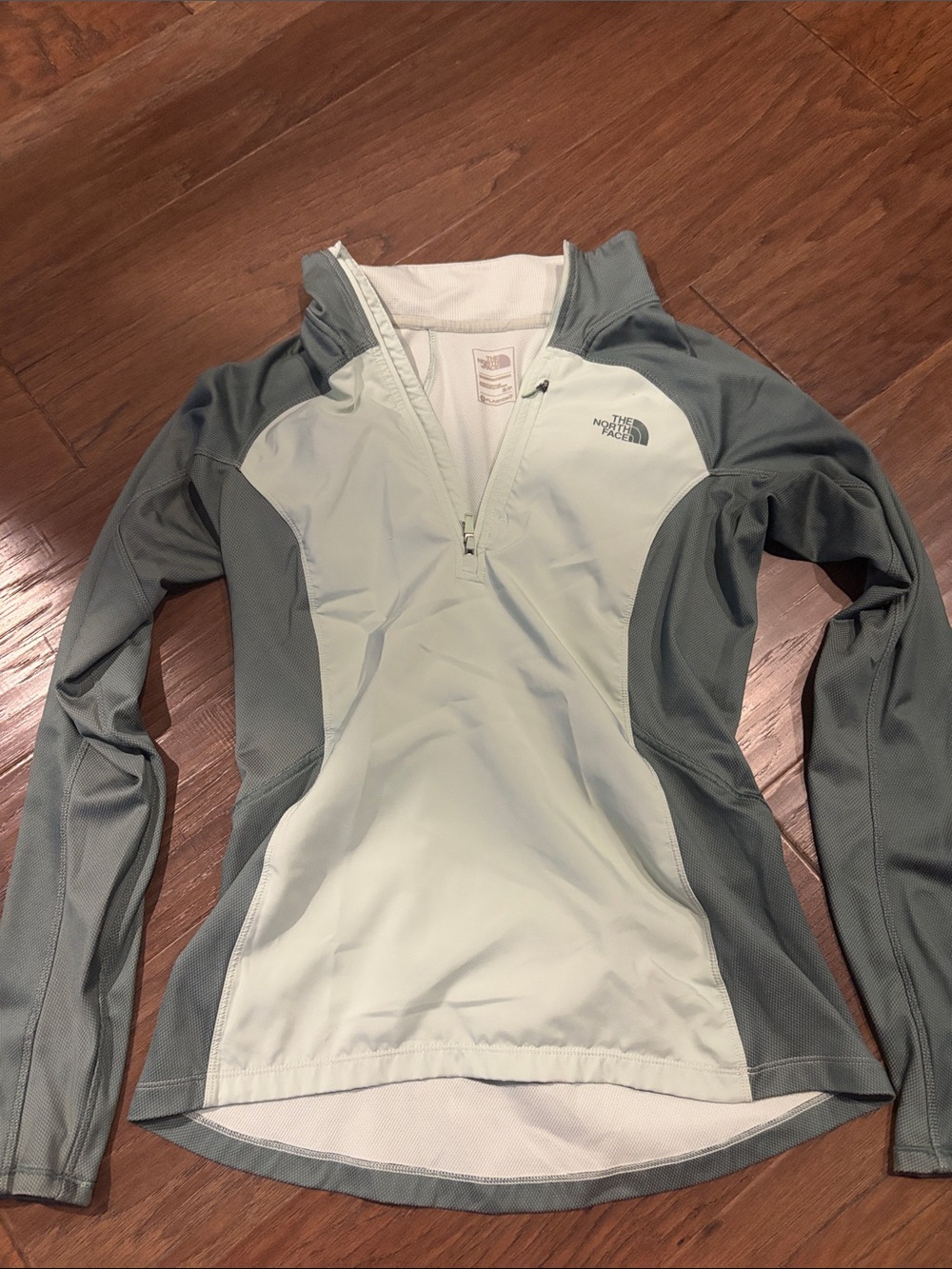 The North Face Women's Mint & Slate Gray Half-Zip Pullover